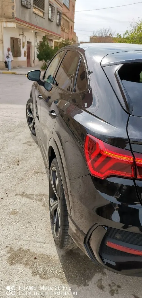 Audi Q3 2024 S line quattro