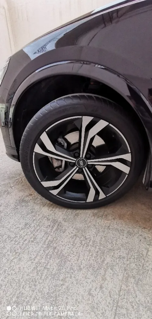 Audi Q3 2024 S line quattro
