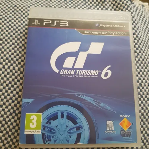 Jeux ps3 GRAN TURISMO 5 ET 6 