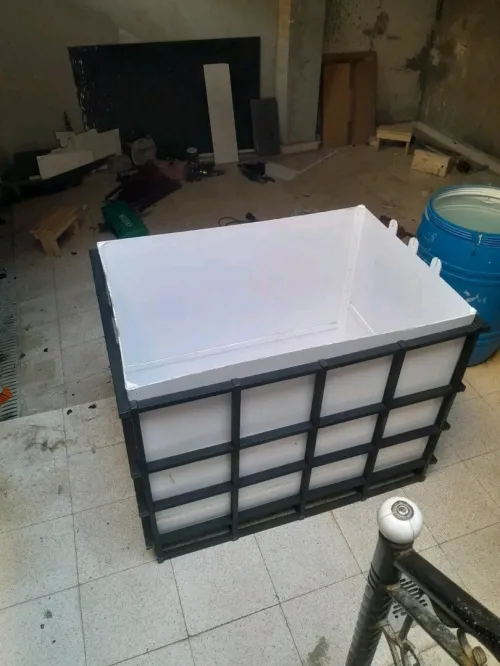 Fabrication des cuves en plastique (bac de retention,bac de chromage..) par Soudage plastique