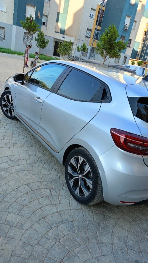 Renault Clio 5  2023 E tech