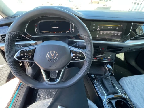 Volkswagen Passat 2025 