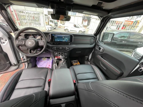 Jeep Wrangler 2025 Rubicon