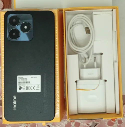 Realme C53