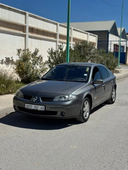 Renault Laguna 2002 Initail paris