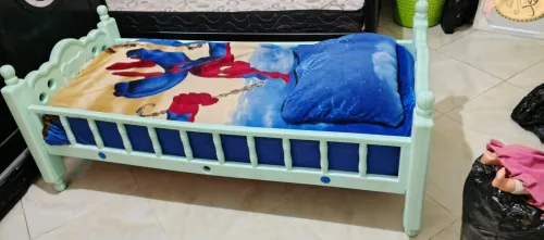 سرير اطفال