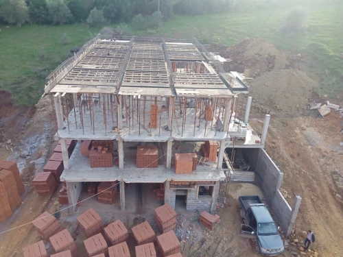 Travaux de bâtiments villas et maçonnerie, aménagement appartement retrouvé au SKIKDA