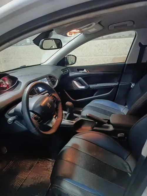 Peugeot 308 T9 2015 Active