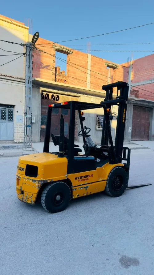 Clark Hyster isuzu 2000