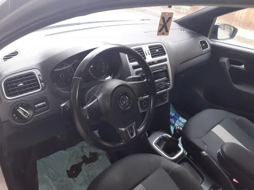 Volkswagen Polo 2013 Black et Silver