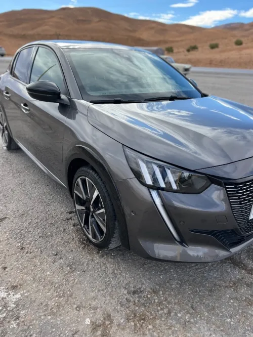 Peugeot 208 2023 GT