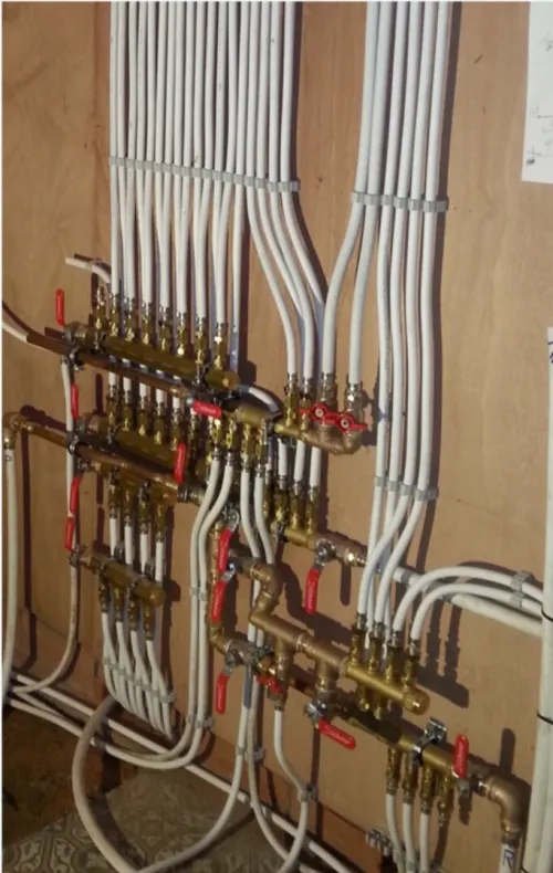 Plombier Professionnel Services Rapides et Fiables 24/7