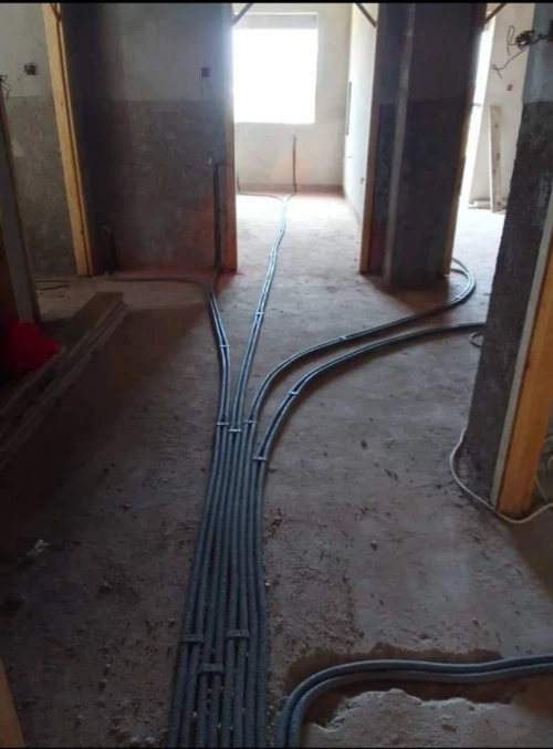 plombier chauffagiste installation citerne avec surpresseur