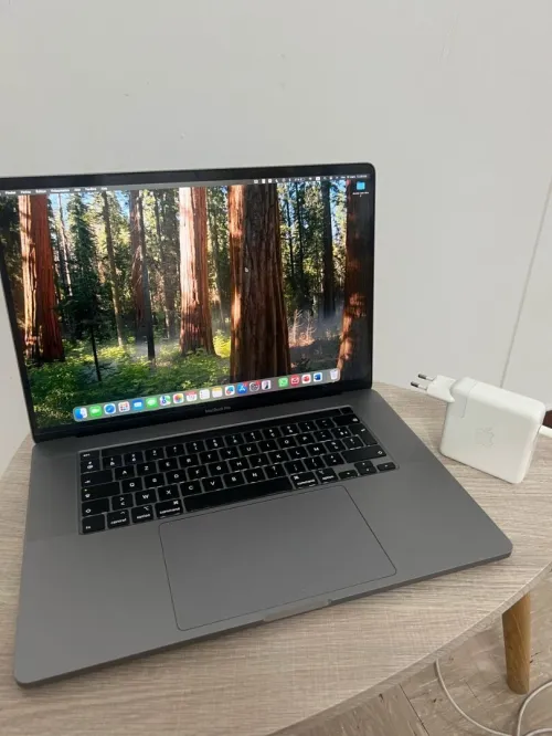Macbook pro 16 2019 touchbar