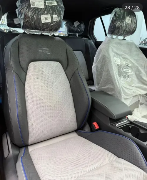 Volkswagen Golf 8 2025 R-Line