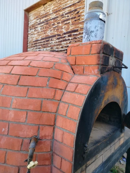 Four pizza
