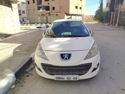 Peugeot 207 2012 