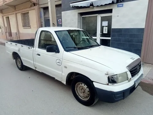Mazda B2500 2006 