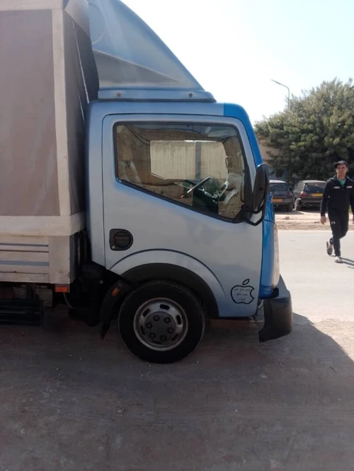 Nissan Capstar 2014