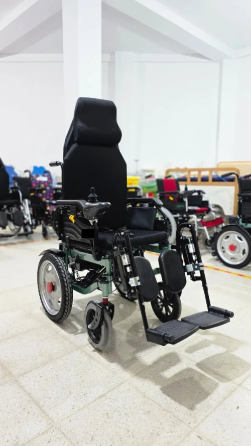Fauteuil roulant électrique lux