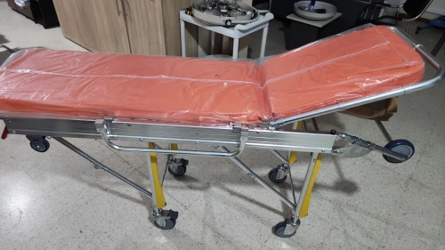 Blancard pour ambulance démontable en civières et pliable 