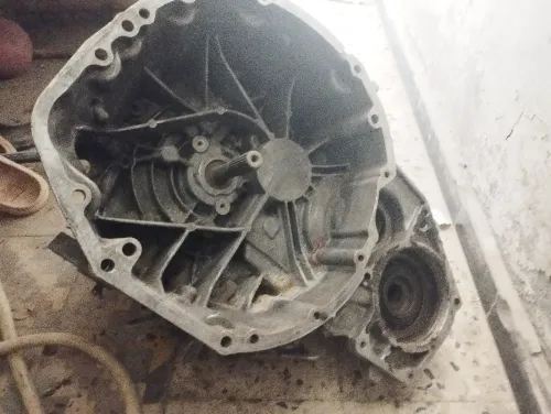 Boite vitesse Nissan Qashqai 4 4 manuelle 