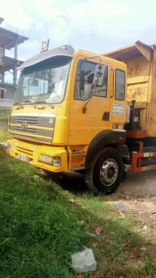 SHACMAN HP 330 2012