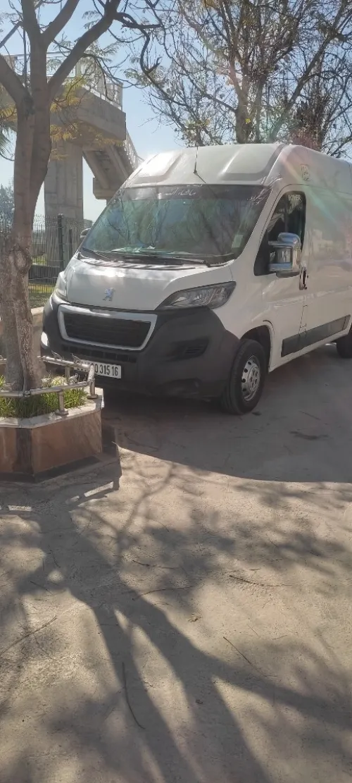 Peugeot Boxer 