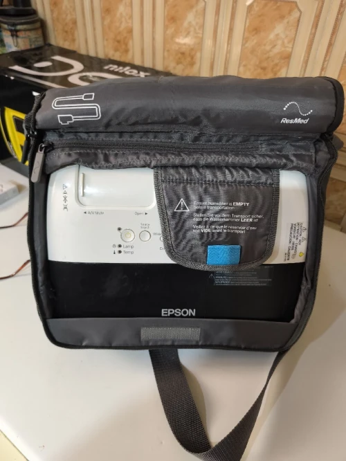 EPSON  EB-S62