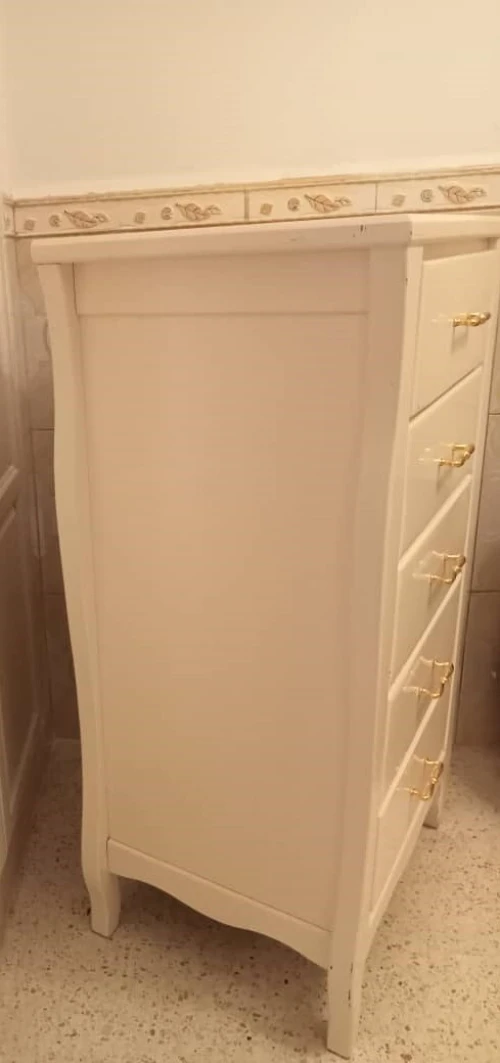 chiffonnier