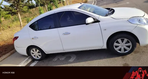 Nissan N17 2012 