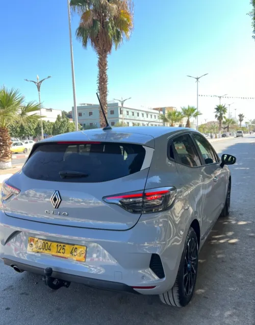 Renault Clio 5  2025 