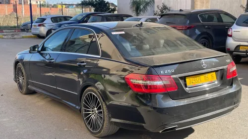 Mercedes Classe E 2013 AVANTGARDE Pack AMG
