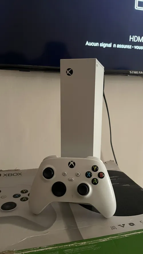 Xbox series s avec manette original