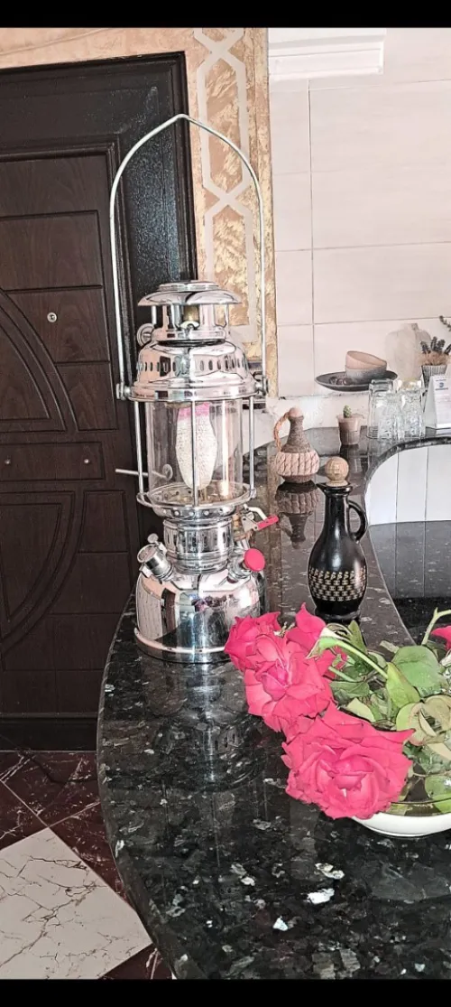 مصباح زيتي عتيق