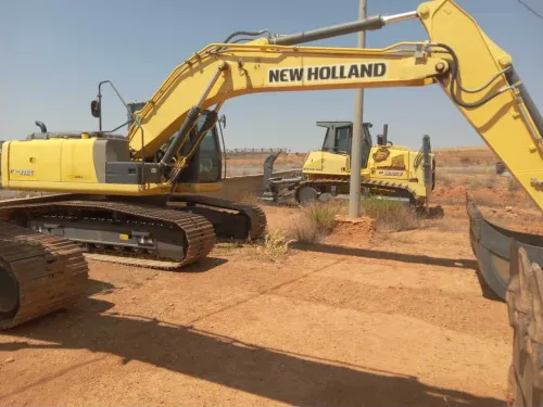 New holland Bulldozer 2025