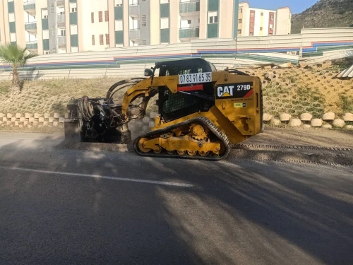 CATERPILLER MICRO TRANCHEUSE 2019