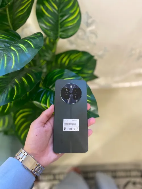Realmi Realmi 12