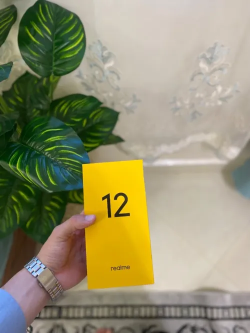 Realmi Realmi 12