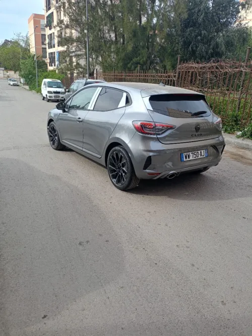 Renault Clio 2025 Alpine