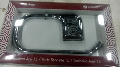 Accessoires de salle de bain arrivé de Spain