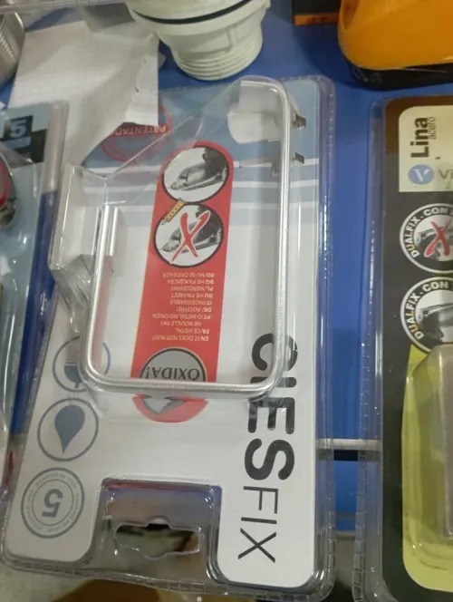 Accessoires de salle de bain arrivé de Spain