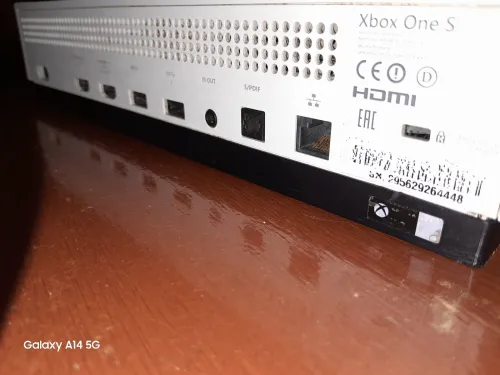  xbox Promoone s +1moi et 15 jours game pass +cd fifa 21 +cable de manette