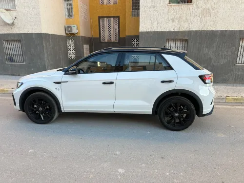 Volkswagen T-Roc 2025 Black édition