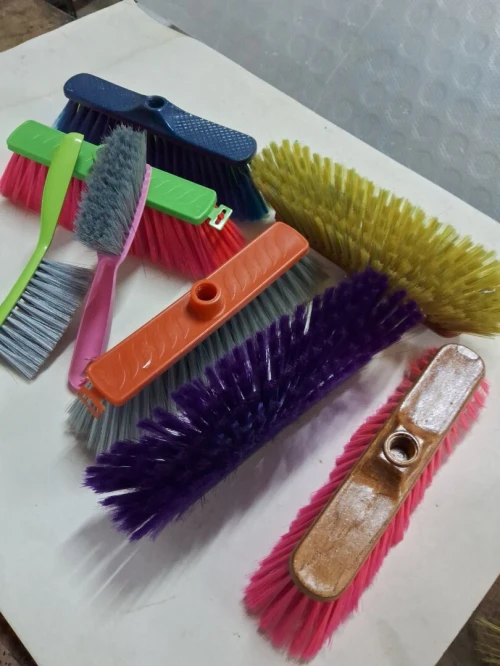 Sous traitant balai et brosse 