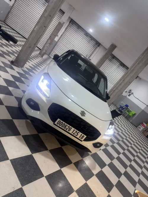 Suzuki Swift 2025 GL Plus 
