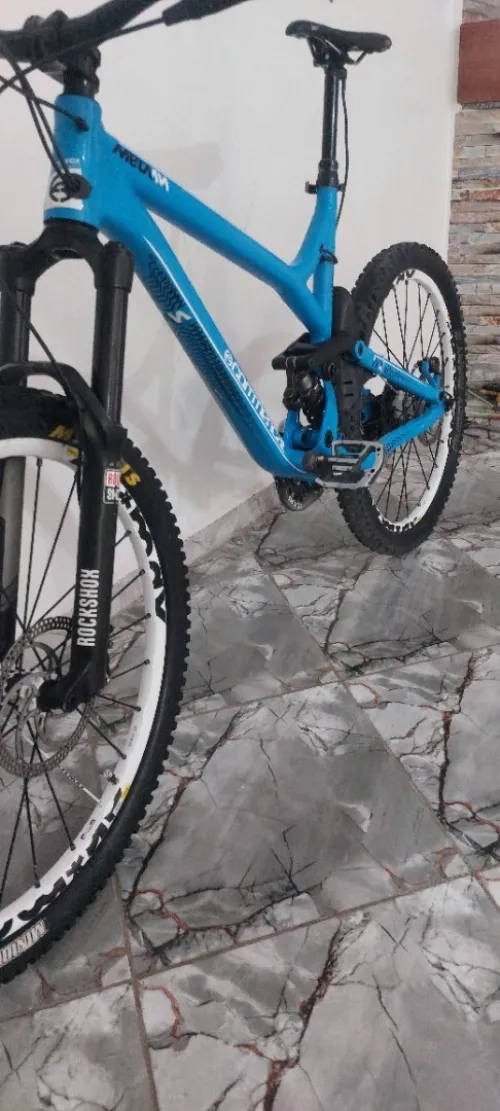 Enduro commencal 