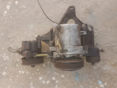 مضخة توجيه القوة Power Steering Pump