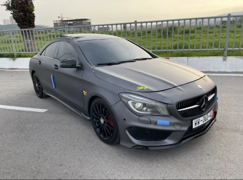 Mercedes CLA 2014 Coupé Exclusif + AMG 