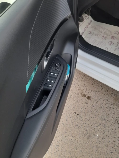 Peugeot 208 2022 Allure Facelift